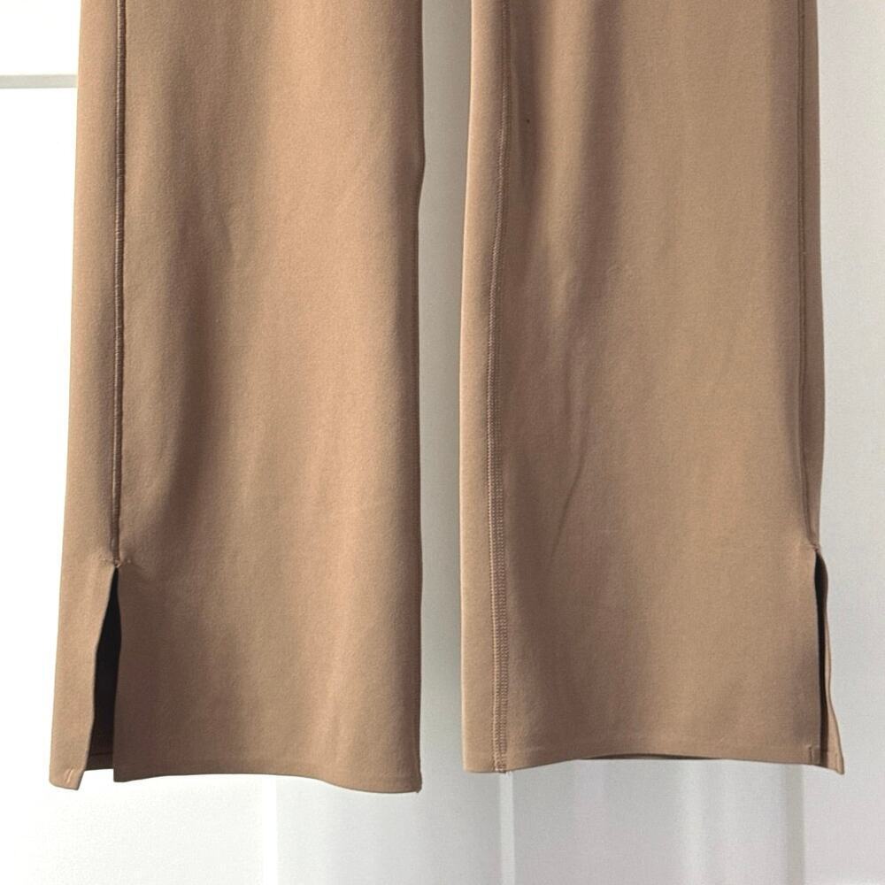 Athleta Transcend Stash Crop Straight Leg Pant Sz M Rustic Beige #533441 *EUC - Picture 8 of 12